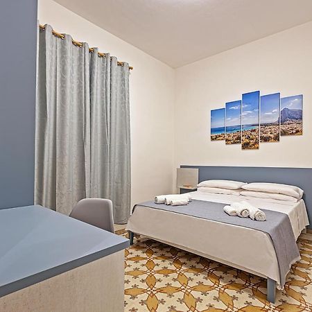 Nearporto Apartment Трапани Екстериор снимка