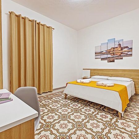 Nearporto Apartment Трапани Екстериор снимка